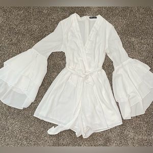 Split asymmetrical sleeve self belted wrap romper